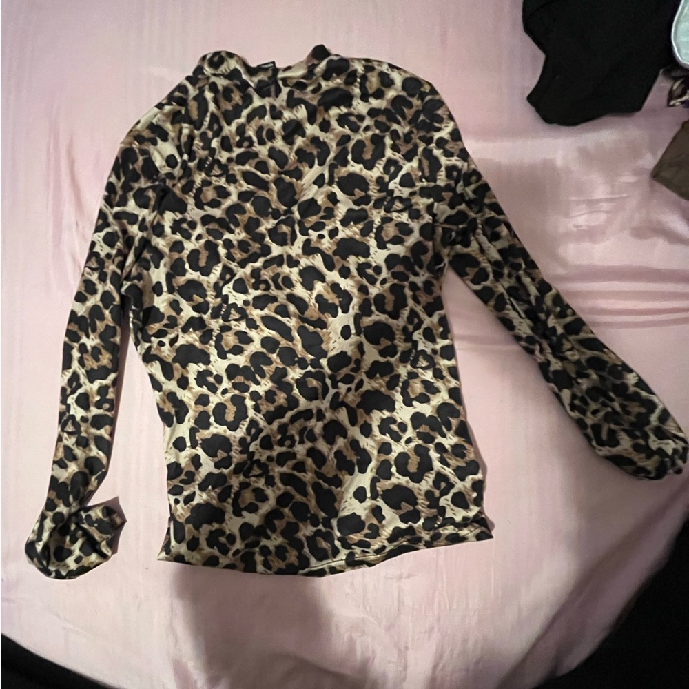 SHEIN Leopard Print Long Sleeve Top